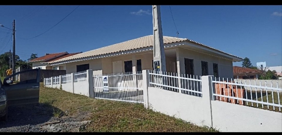 Casa localizada no Vila Nova, no valor de 1.100,00